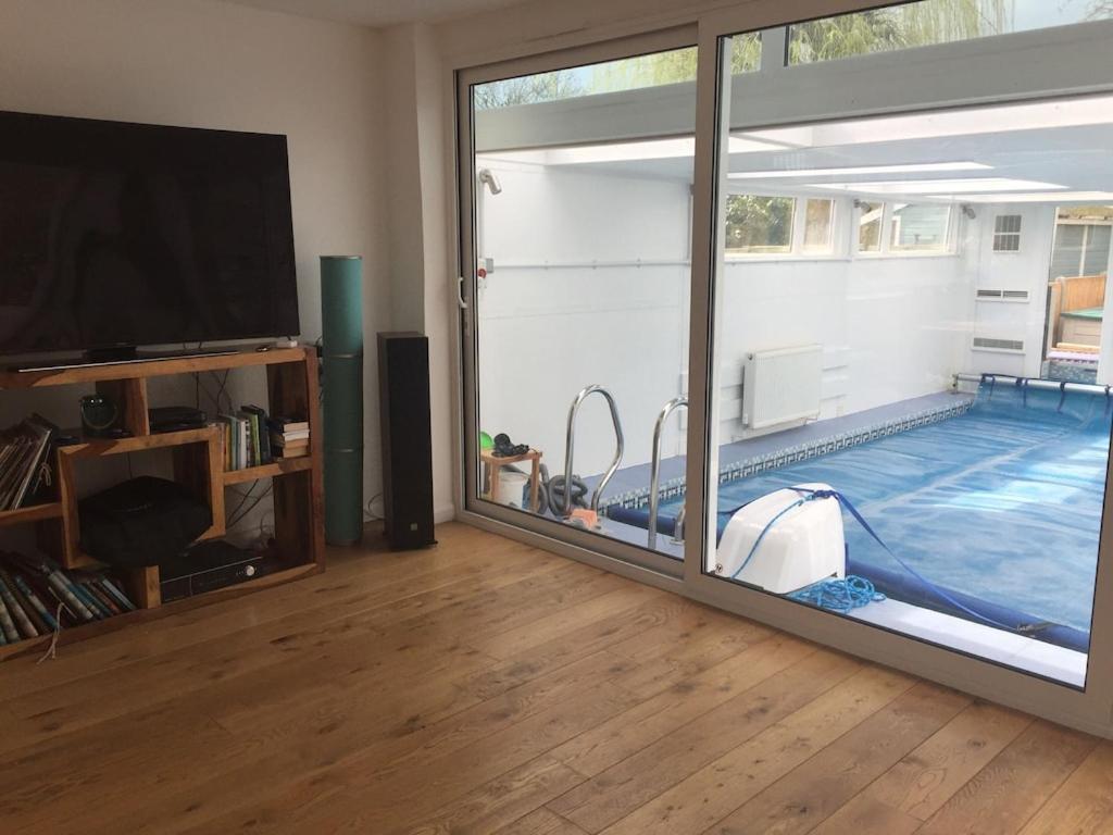 River House With Heated Pool June To Sep & Garden Twickenham Luaran gambar