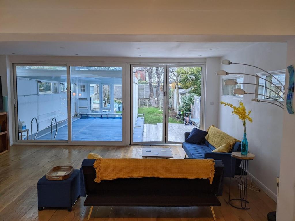 River House With Heated Pool June To Sep & Garden Twickenham Luaran gambar